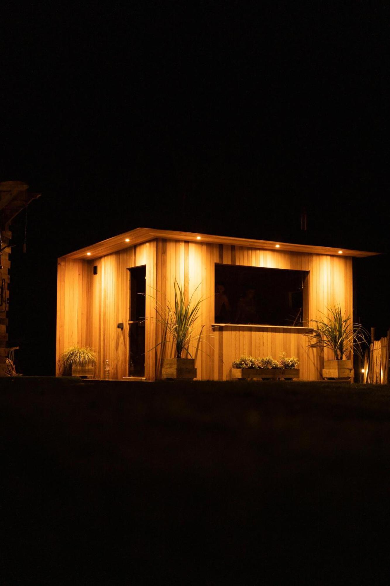 Rostrevor Mountain Lodge - Glamping Pods - Revive Sauna & Hot Tubs Exteriér fotografie
