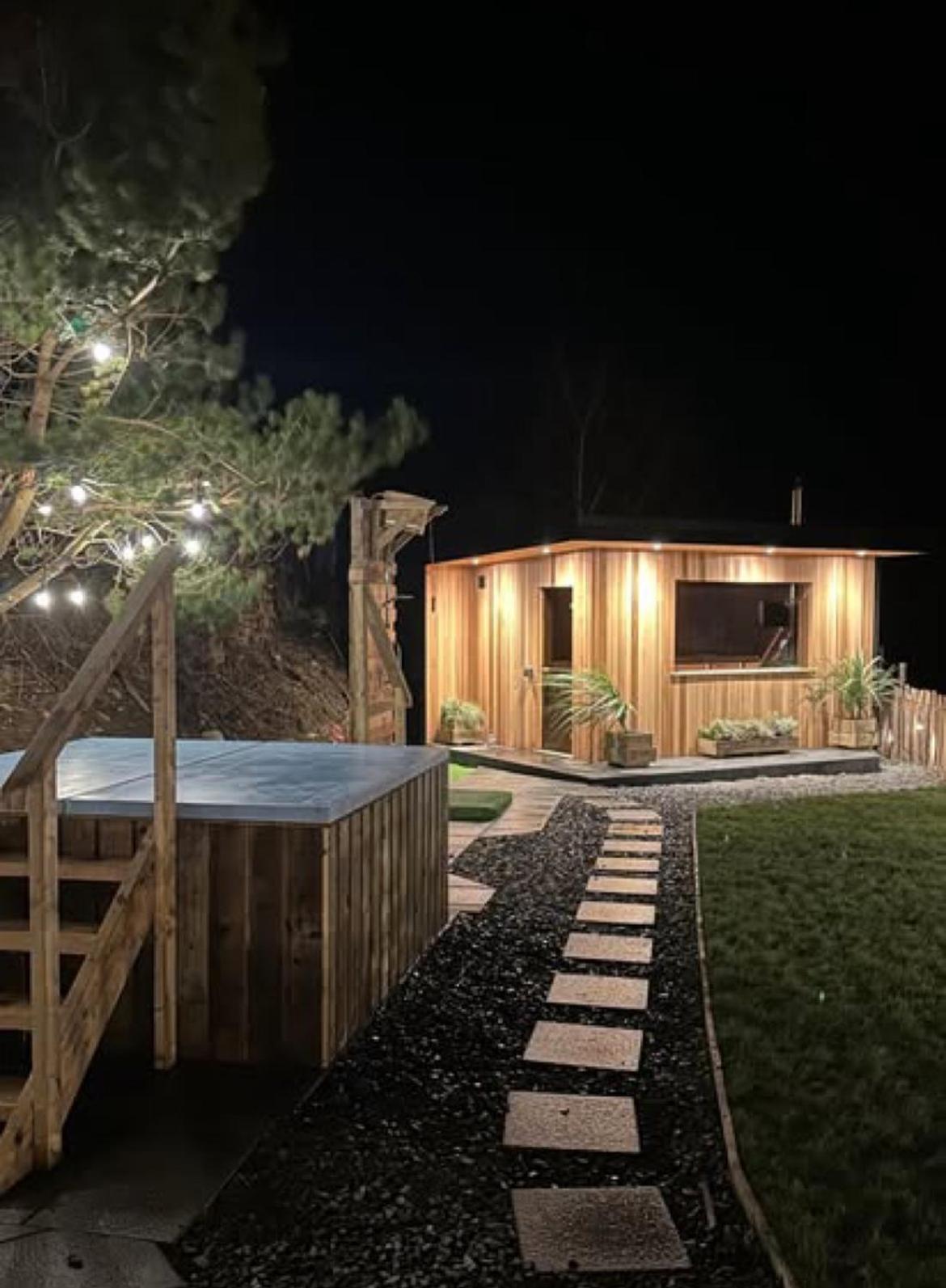 Rostrevor Mountain Lodge - Glamping Pods - Revive Sauna & Hot Tubs Exteriér fotografie